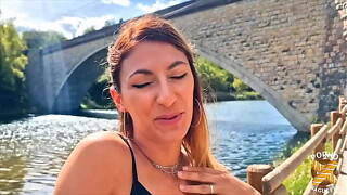 Stella, sublime femme, admire les fellations et la sodomie