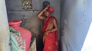Freshly wedded bhabhi ko Toilet room Drilled Indian bhabhi devar Dasi sex