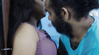 Saree affair hawt armpit lick, Vaishnavy and Sharun Raj hawt armpit take up with the tongue affair in saree, Mallu tandem saree armpit hawt kiss